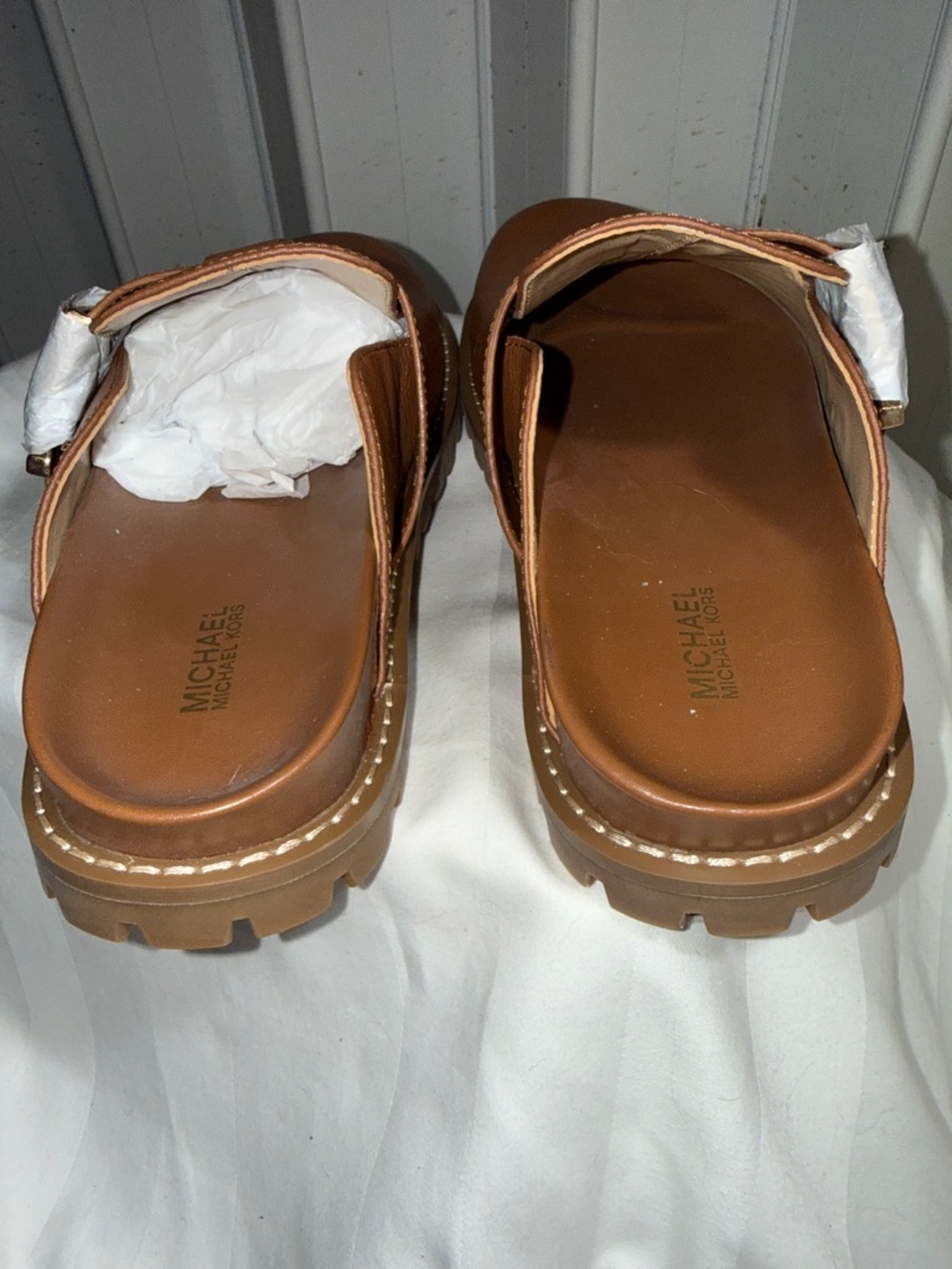 NWOT - Micheal Kors Easton Leather Clogs in the Luggage Color. Size: 8.5 - Picture 4 of 5